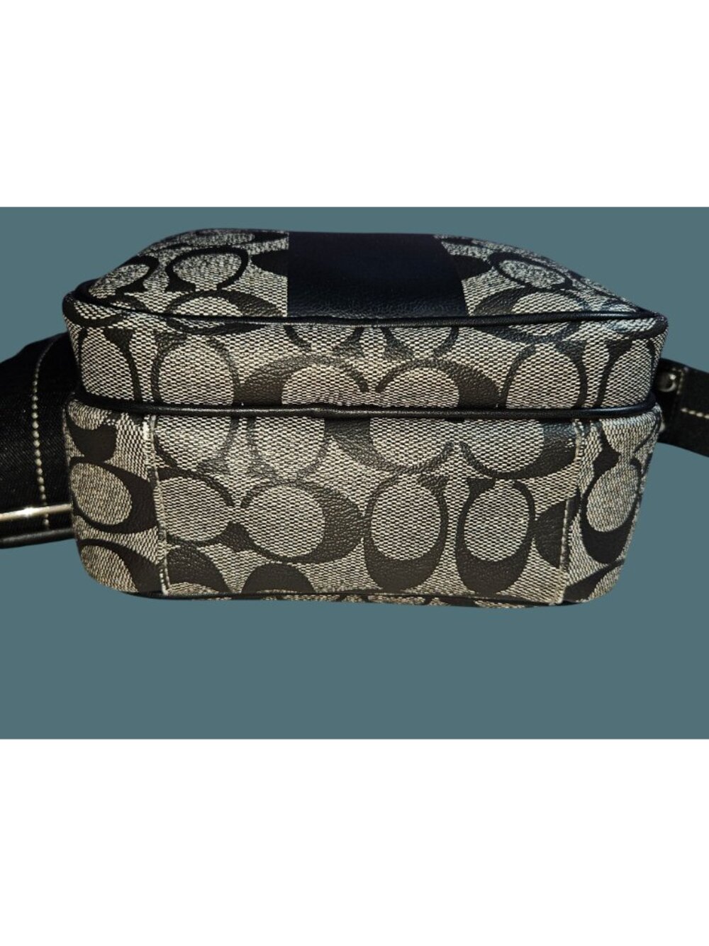 Coach Signature Stripe Flight Canvas Crossbody Shoulder Messenger Bag - Unisex - Picture 6 of 15